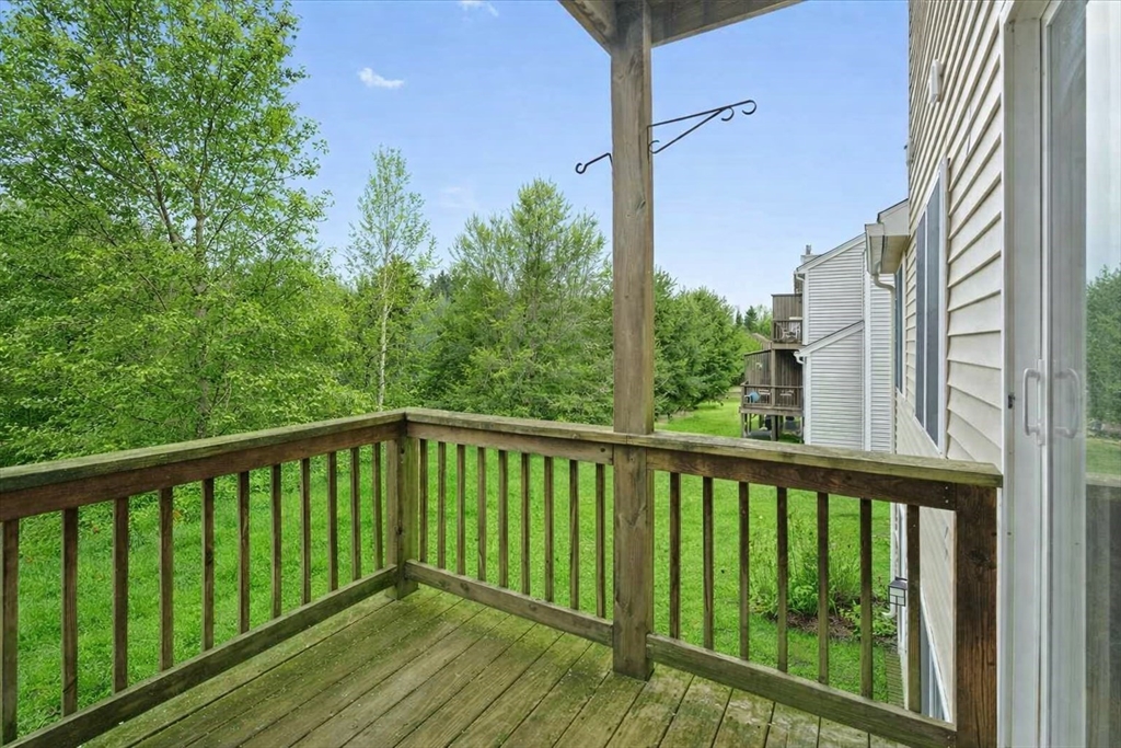 25 Green Briar Road, Unit 25 Fitchburg, MA 01420 - Photo 31 of 38