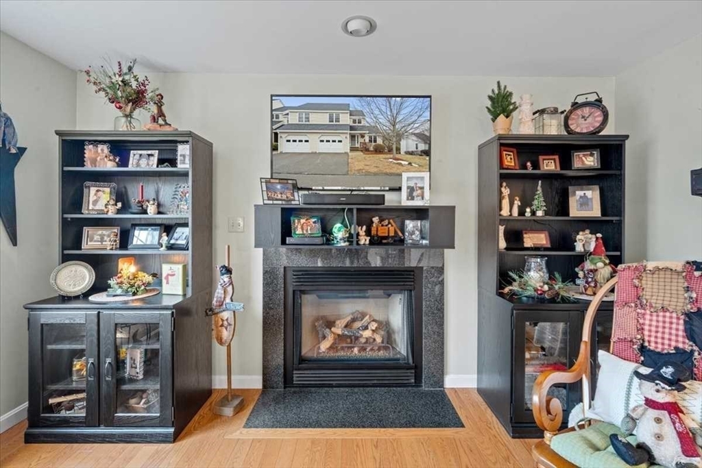 25 Green Briar Road, Unit 25 Fitchburg, MA 01420 - Photo 8 of 38