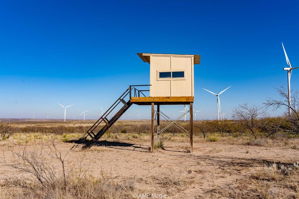 Cr Cr 450th Roscoe, TX 79545 - Photo 27 of 39 a ocean view with a outdoor space