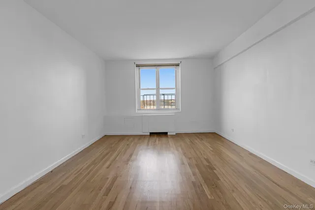 $355,000 | 211-40 18th Avenue, Unit 6C | Bay Terrace