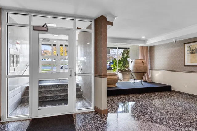 $355,000 | 211-40 18th Avenue, Unit 6C | Bay Terrace