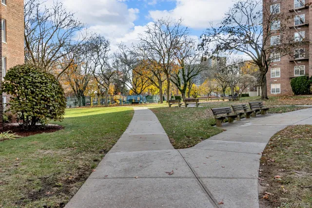 $355,000 | 211-40 18th Avenue, Unit 6C | Bay Terrace