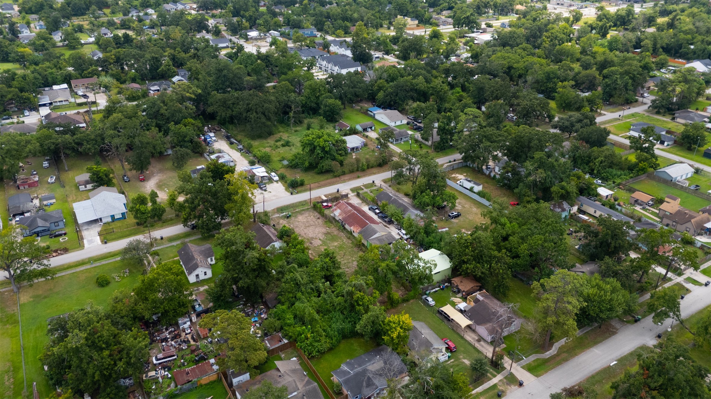 8613 Lavender Street Houston, TX 77016 - Photo 3 of 6