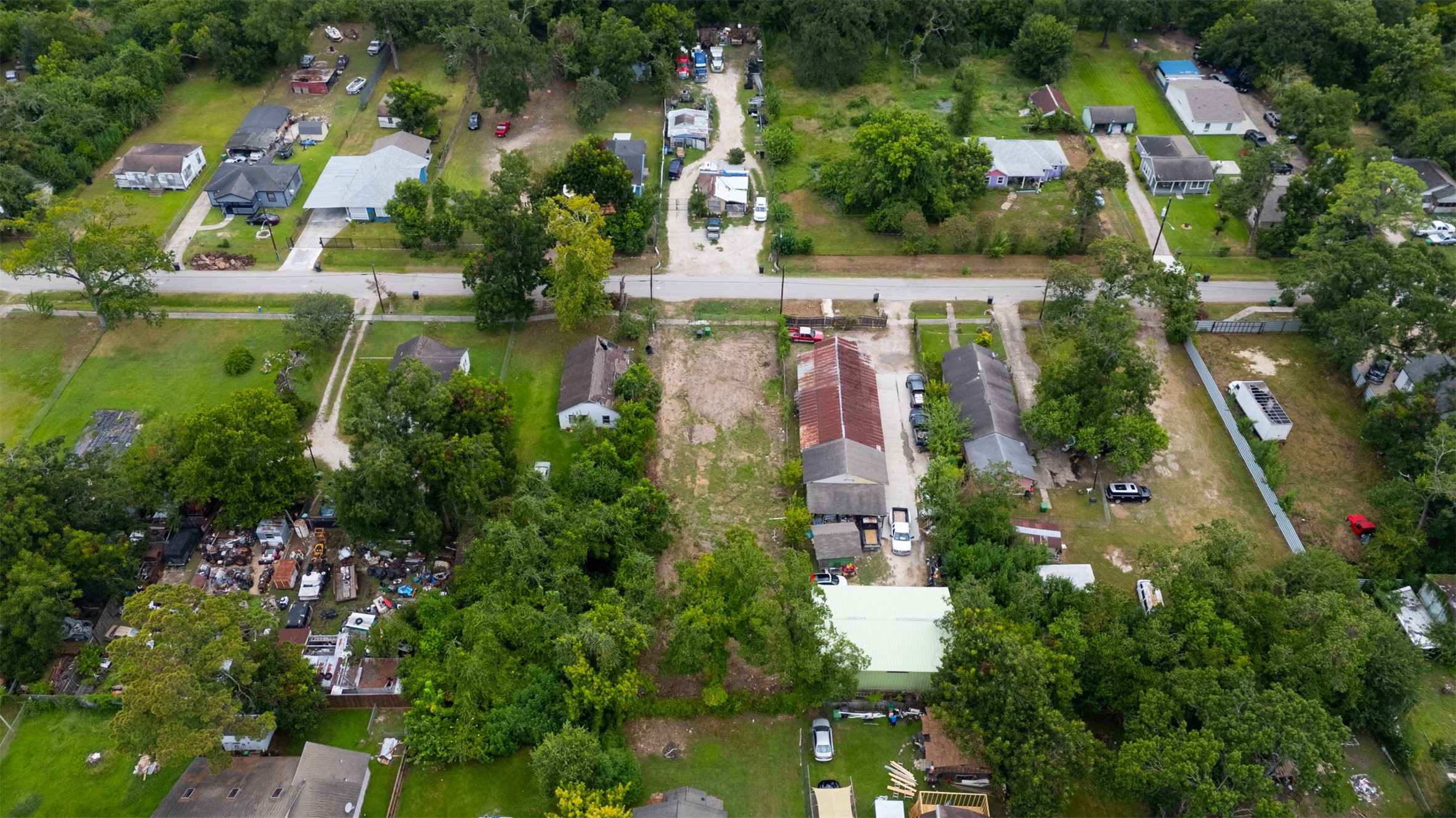 8613 Lavender Street Houston, TX 77016 - Photo 4 of 6