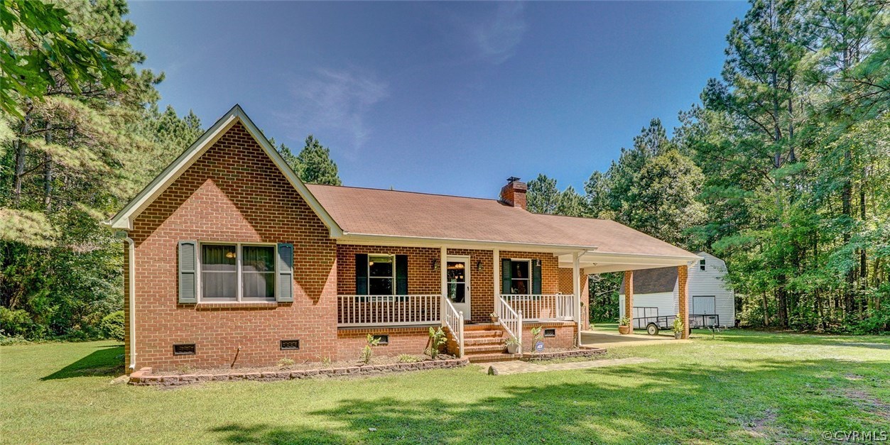 10123 Courthouse Road Dinwiddie, VA 23841 - Photo 4 of 44 Gallery Image 4