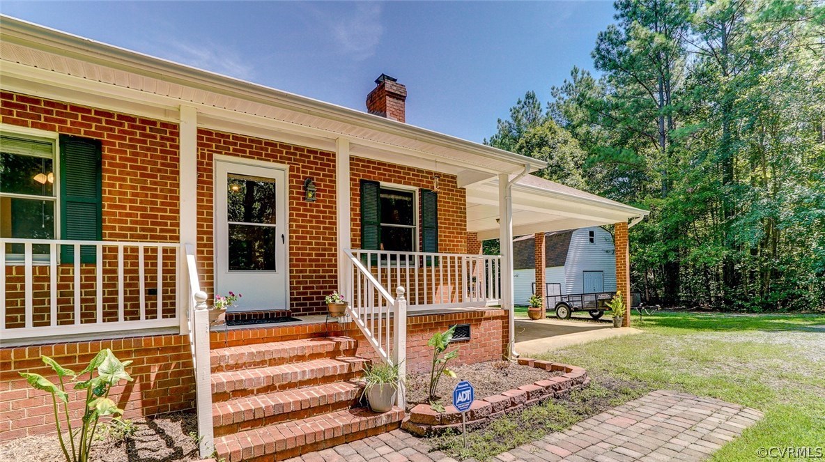 10123 Courthouse Road Dinwiddie, VA 23841 - Photo 7 of 44 Gallery Image 7