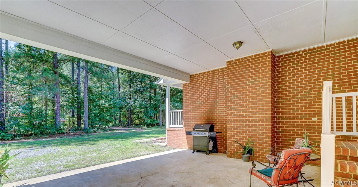 10123 Courthouse Road Dinwiddie, VA 23841 - Photo 8 of 44 Gallery Image 8