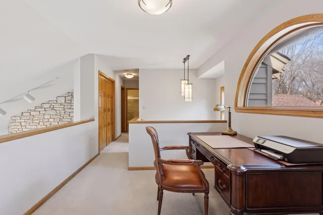 $950,000 | 6287 Crackleberry Trail, Woodbury, MN 55129