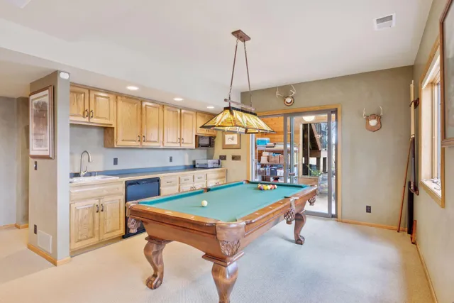 $950,000 | 6287 Crackleberry Trail, Woodbury, MN 55129