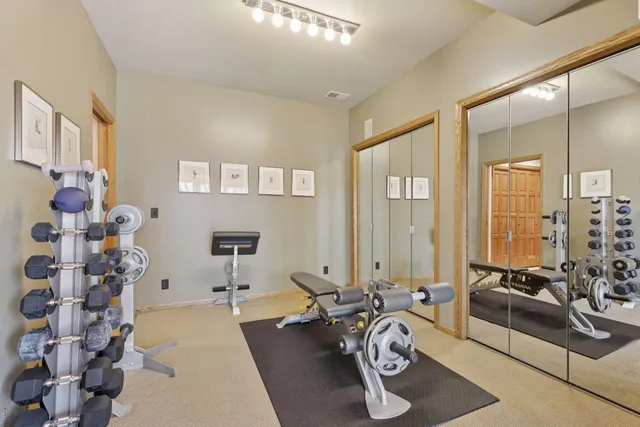 $950,000 | 6287 Crackleberry Trail, Woodbury, MN 55129