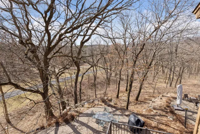 $950,000 | 6287 Crackleberry Trail, Woodbury, MN 55129