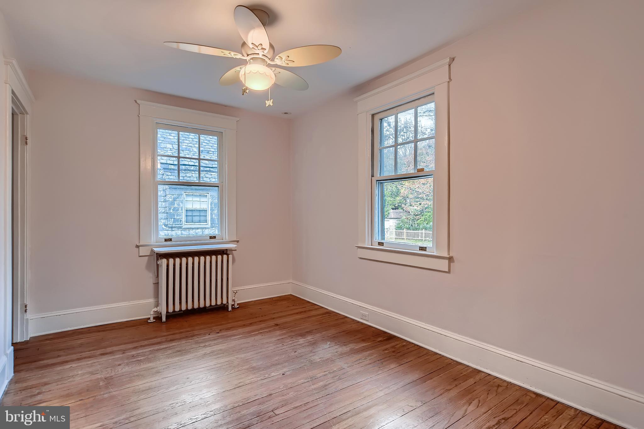 5003 Falls Rd Terrace Baltimore, MD 21210 - Photo 21 of 28 Bedroom 3