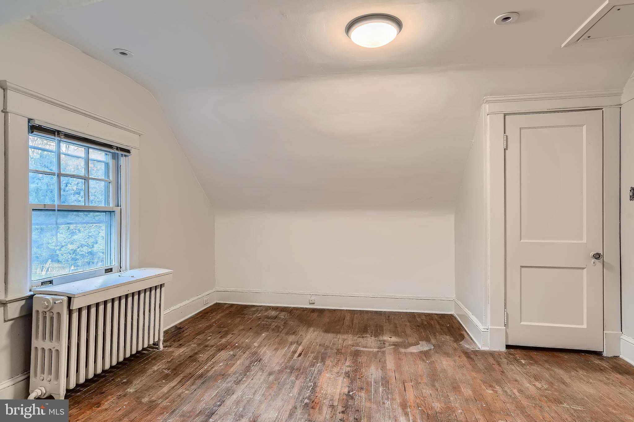 5003 Falls Rd Terrace Baltimore, MD 21210 - Photo 24 of 28 Bedroom 4