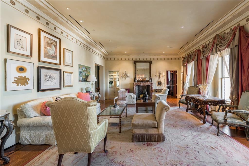 2724 Peachtree Road Northwest, Unit 701 Atlanta, GA 30305 - Photo 1 of 1 Gallery Image 1