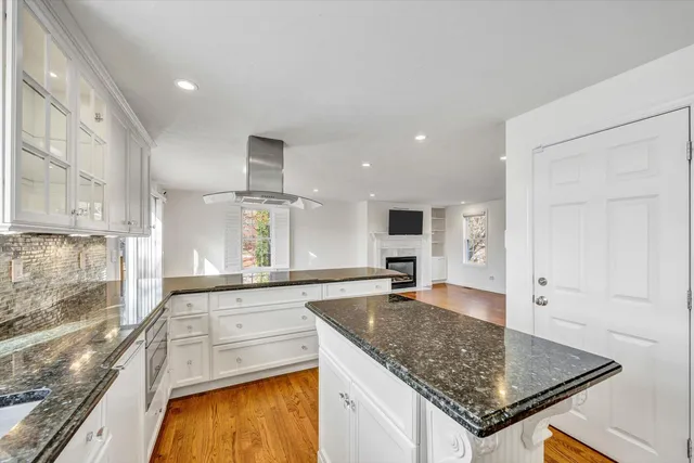 $830,000 | 160 Algonquin Avenue, Mashpee, MA 02649