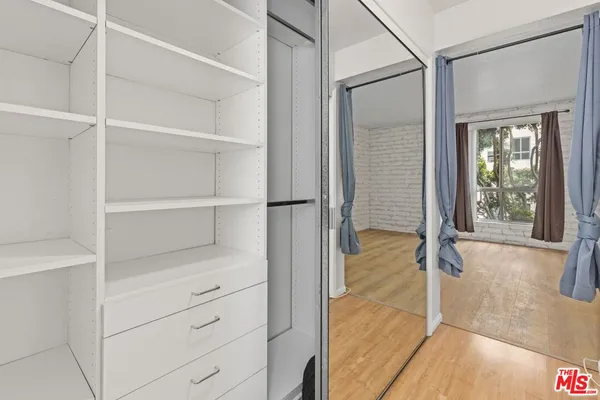 $2,900 | 1440 Veteran Avenue, Unit 404, Los Angeles, CA 90024