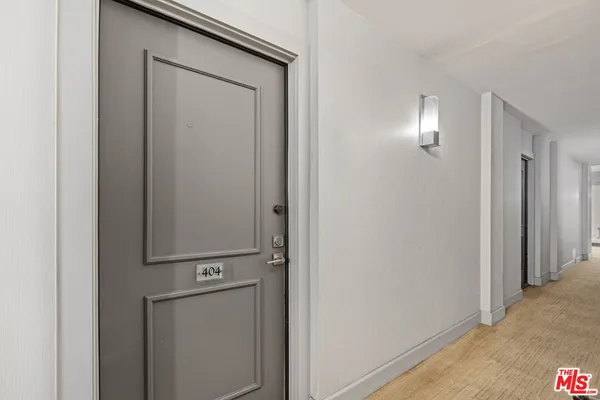 $2,900 | 1440 Veteran Avenue, Unit 404, Los Angeles, CA 90024