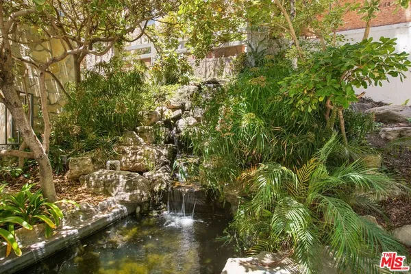 $2,900 | 1440 Veteran Avenue, Unit 404, Los Angeles, CA 90024