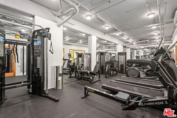 $2,900 | 1440 Veteran Avenue, Unit 404, Los Angeles, CA 90024