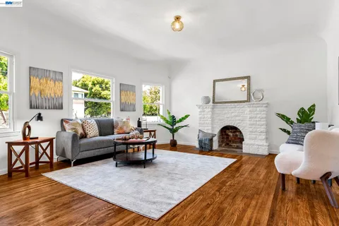 $488,000 | 1538 17th Avenue, Oakland, CA 94606