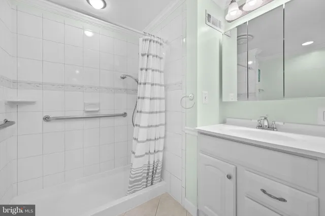 $925,000 | 8104 Viola Street, Springfield, VA 22152