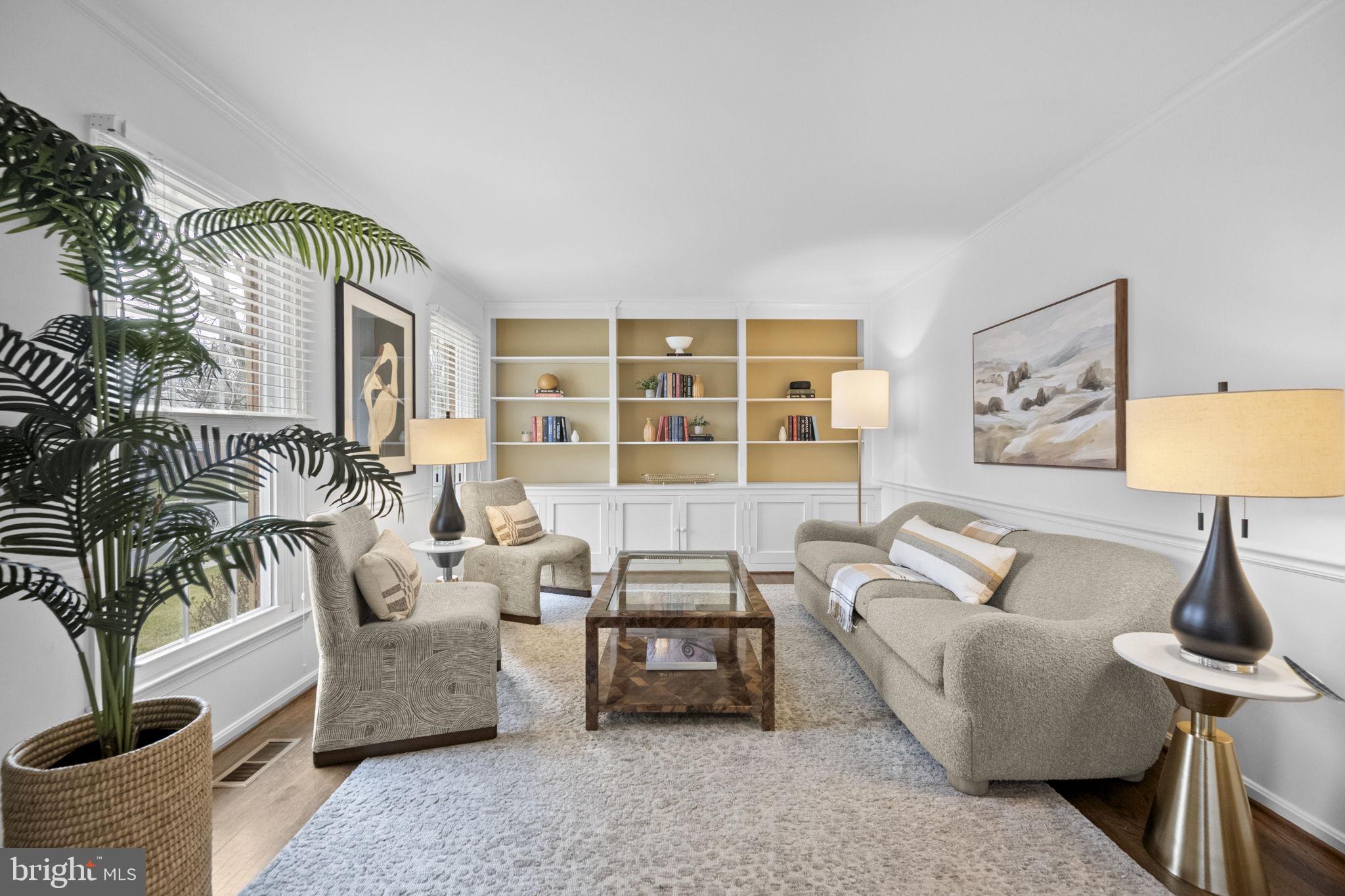 8104 Viola Street Springfield, VA 22152 - Photo 6 of 51