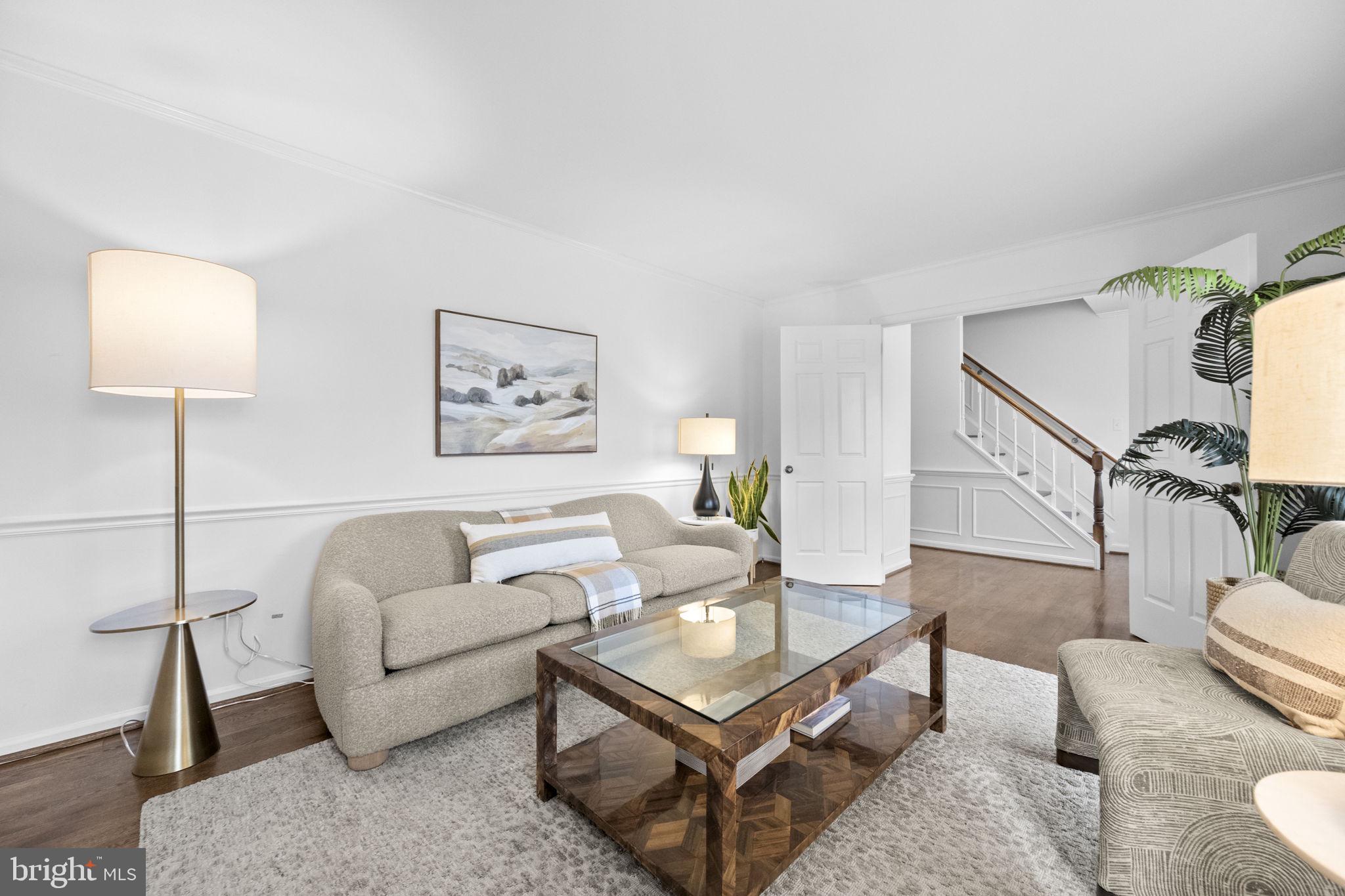 8104 Viola Street Springfield, VA 22152 - Photo 7 of 51