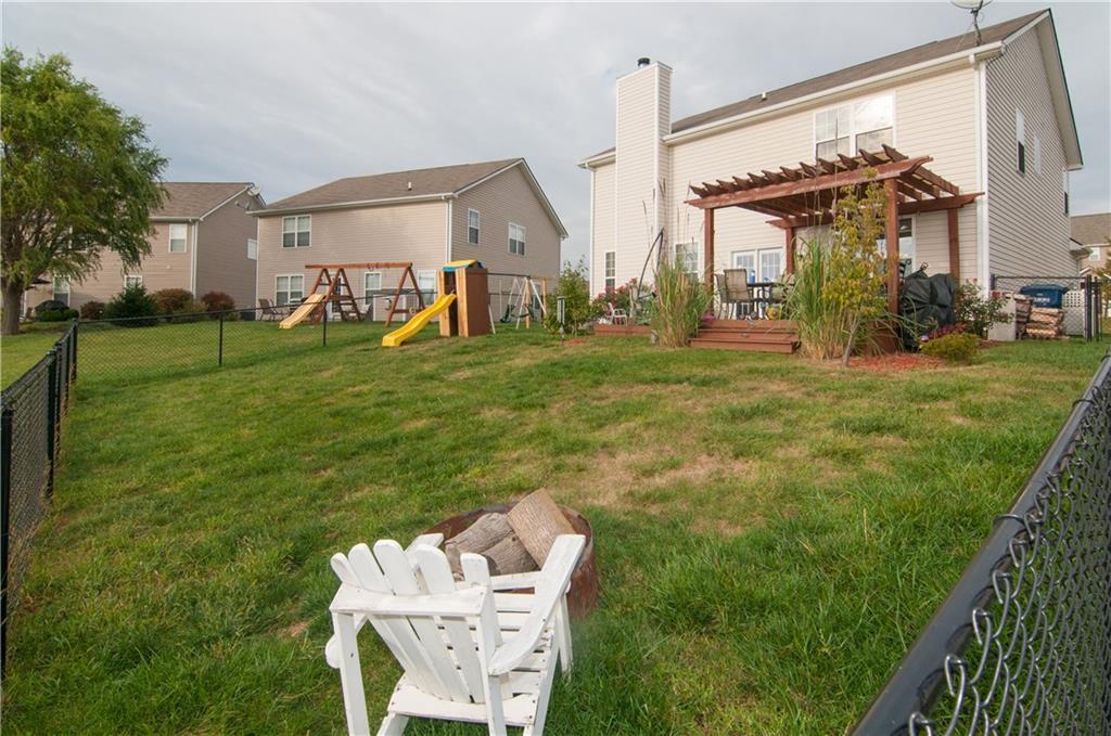12629 Wolf Run Road Noblesville, IN 46060 - Photo 3 of 22 Gallery Image 3