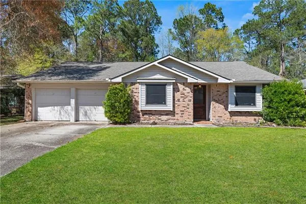 $199,900 | 208 North Queens Drive, Slidell, LA 70458