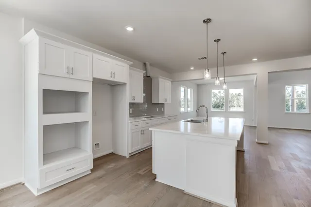 $565,900 | 20630 Dynamic Court, Humble, TX 77338