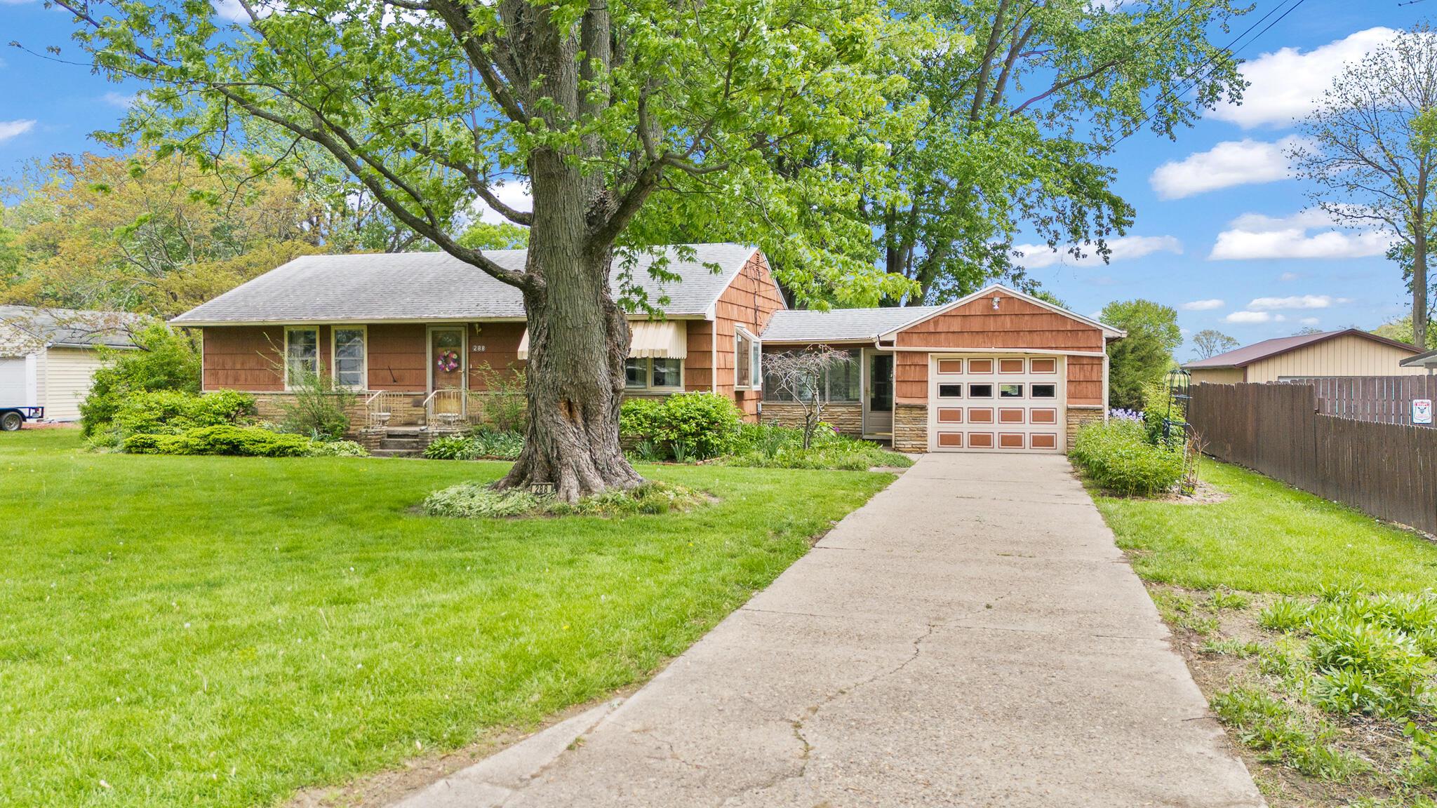 288 Gordon Road Springfield, OH 45504 - Photo 2 of 19