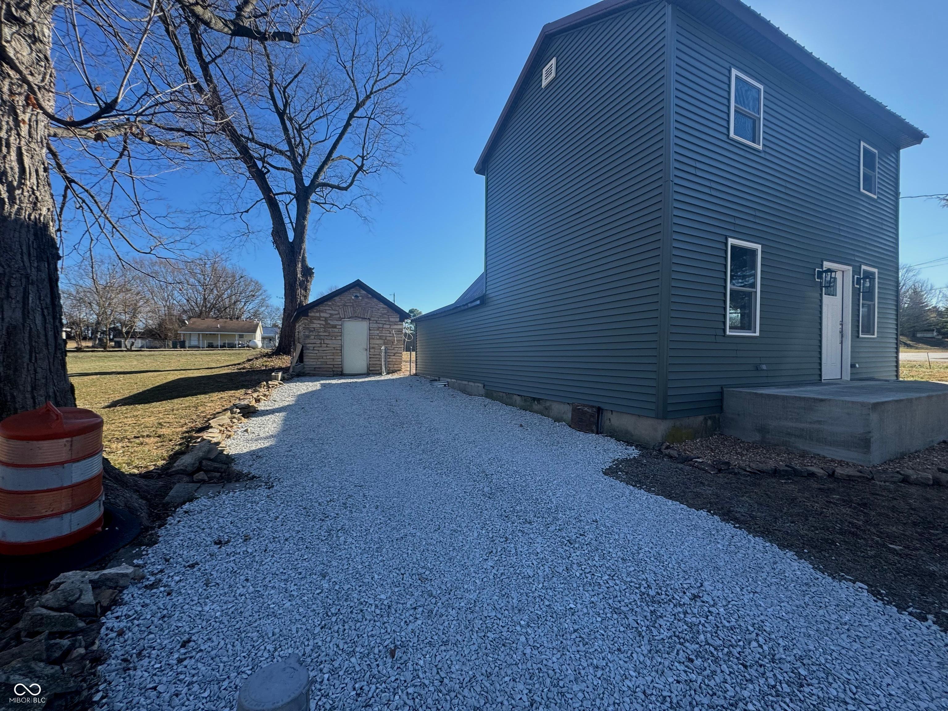 9278 South Geneva Road Flat Rock, IN 47234 - Photo 3 of 28
