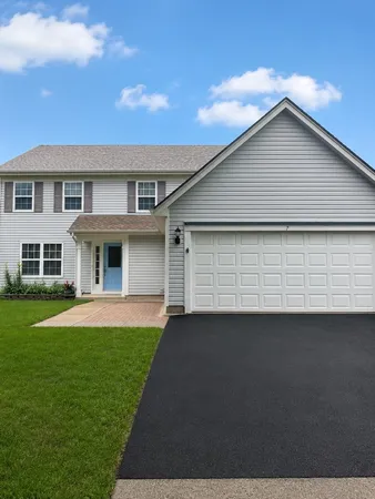$2,800 | 7 Cobbler Court, South Elgin, IL 60177