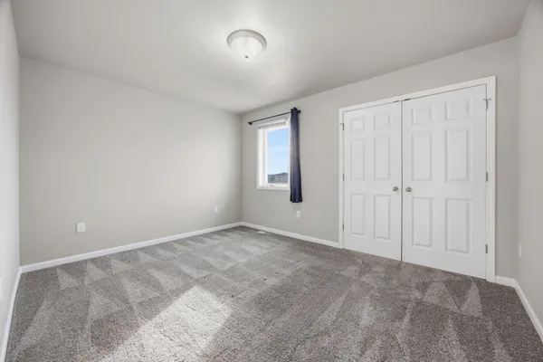 $415,000 | 7274 29th Street South, Fargo, ND 58104