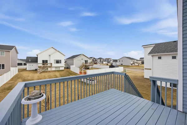 $415,000 | 7274 29th Street South, Fargo, ND 58104