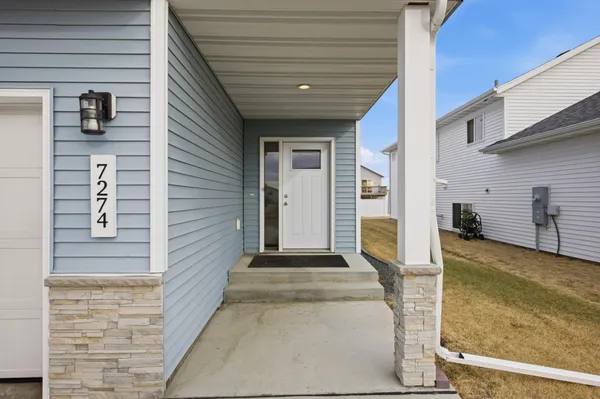 $415,000 | 7274 29th Street South, Fargo, ND 58104