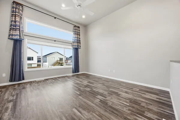 $415,000 | 7274 29th Street South, Fargo, ND 58104