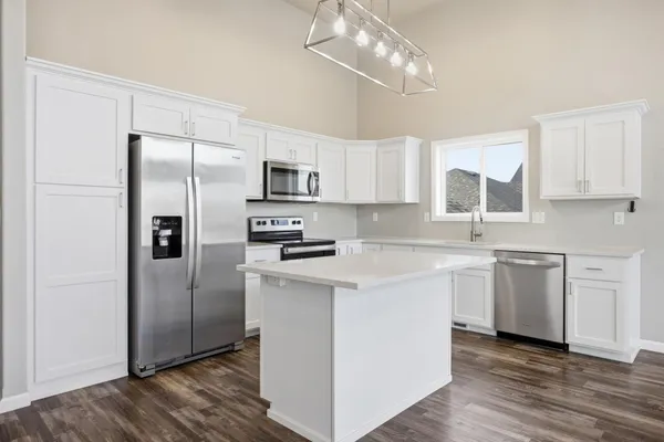 $415,000 | 7274 29th Street South, Fargo, ND 58104