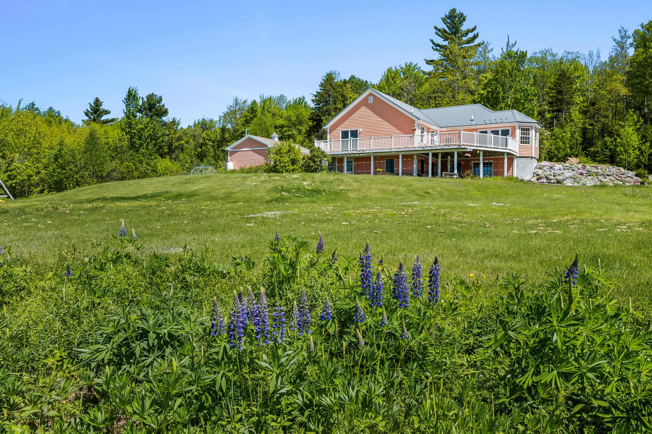 6 Button Road Jefferson, NH 03583 - Photo 4 of 51