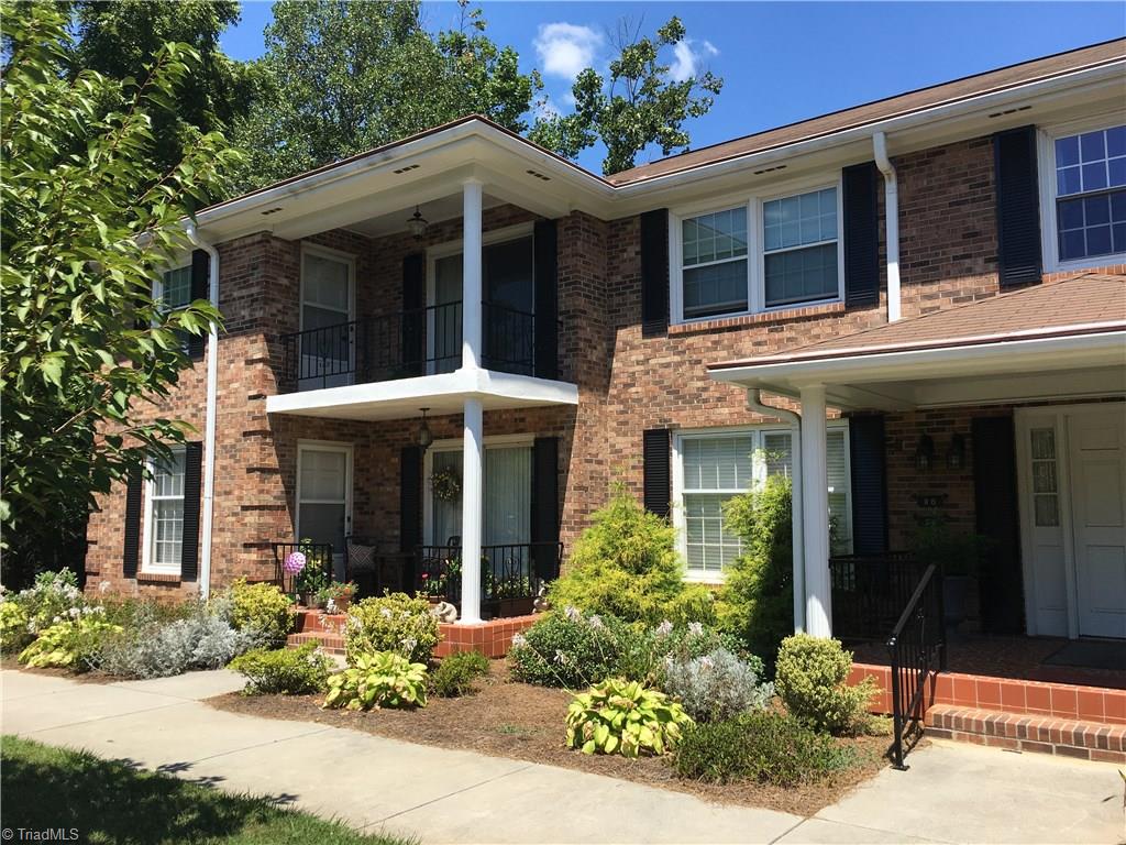2711 Reynolda Road, Unit D8 Winston-Salem, NC 27106 - Photo 1 of 11 Gallery Image 1