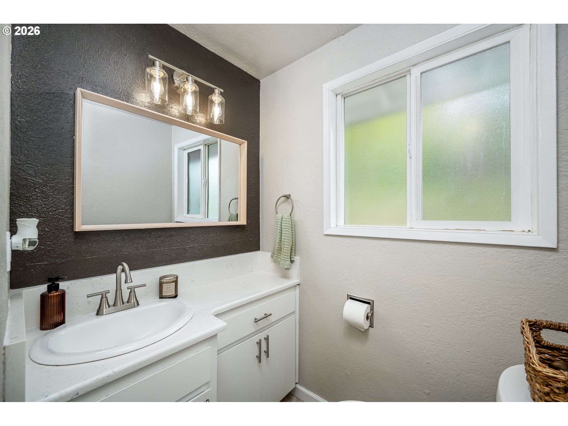 745 Boulder Loop Creswell, OR 97426 - Photo 11 of 22