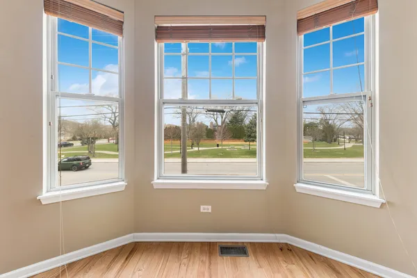 $350,000 | 2411 North 75th Avenue, Elmwood Park, IL 60707