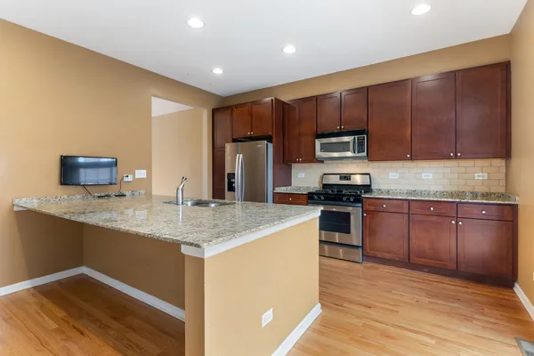 $350,000 | 2411 North 75th Avenue, Elmwood Park, IL 60707