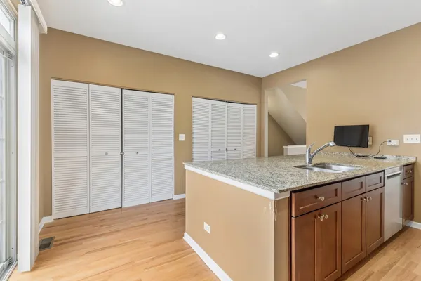 $350,000 | 2411 North 75th Avenue, Elmwood Park, IL 60707