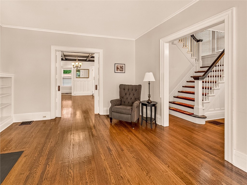 143 Barrington Street Rochester, NY 14607 - Photo 10 of 49 LIVING ROOM