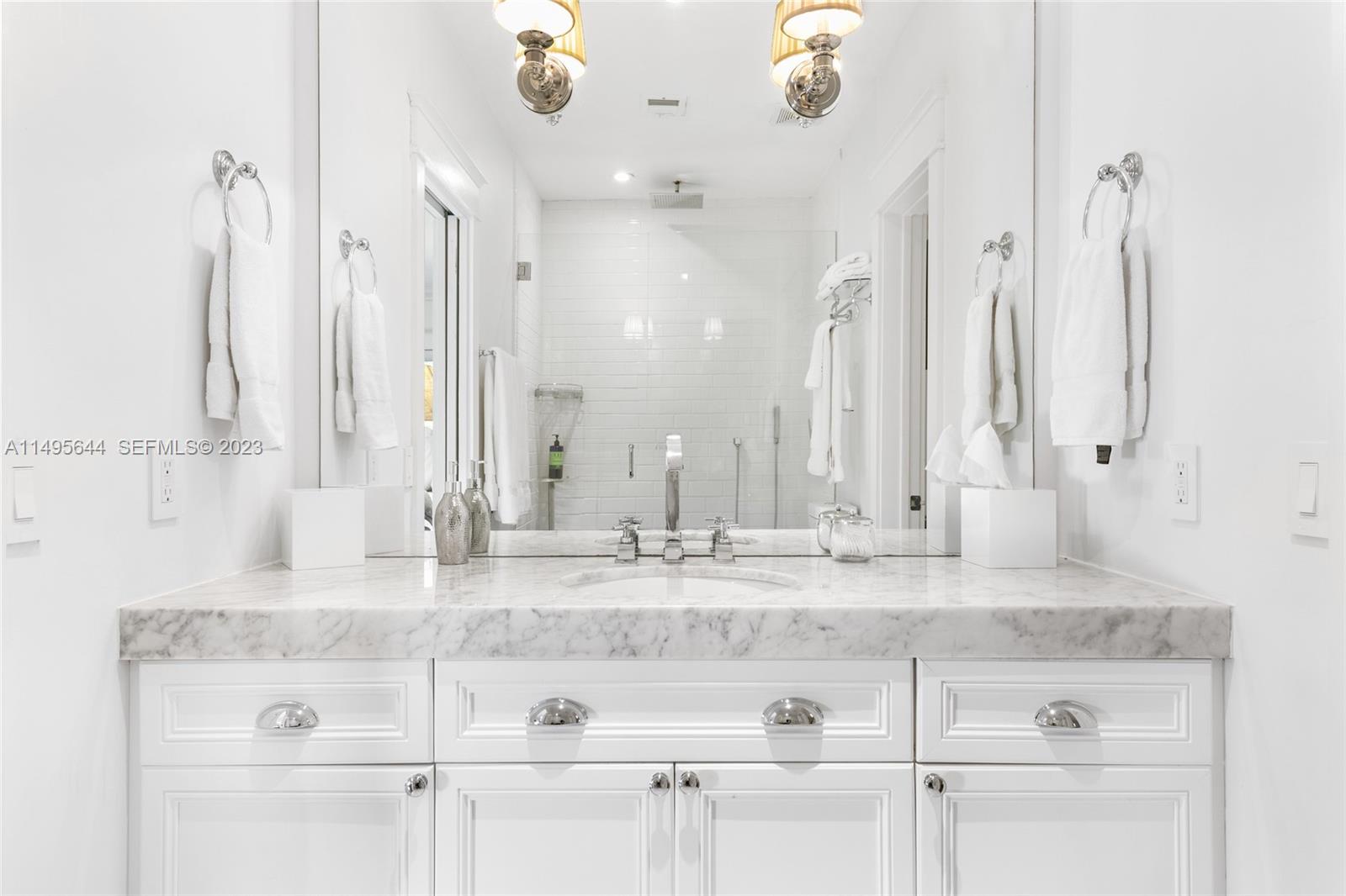 3659 Bayview Road Miami, FL 33133 - Photo 36 of 68