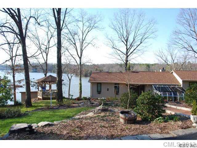 667 Bonum Road Lake Wylie, SC 29710 - Photo 2 of 16 Gallery Image 2