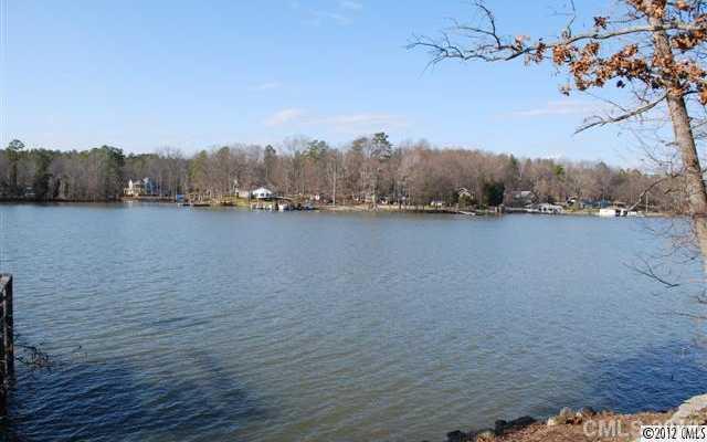 667 Bonum Road Lake Wylie, SC 29710 - Photo 12 of 16 Gallery Image 12