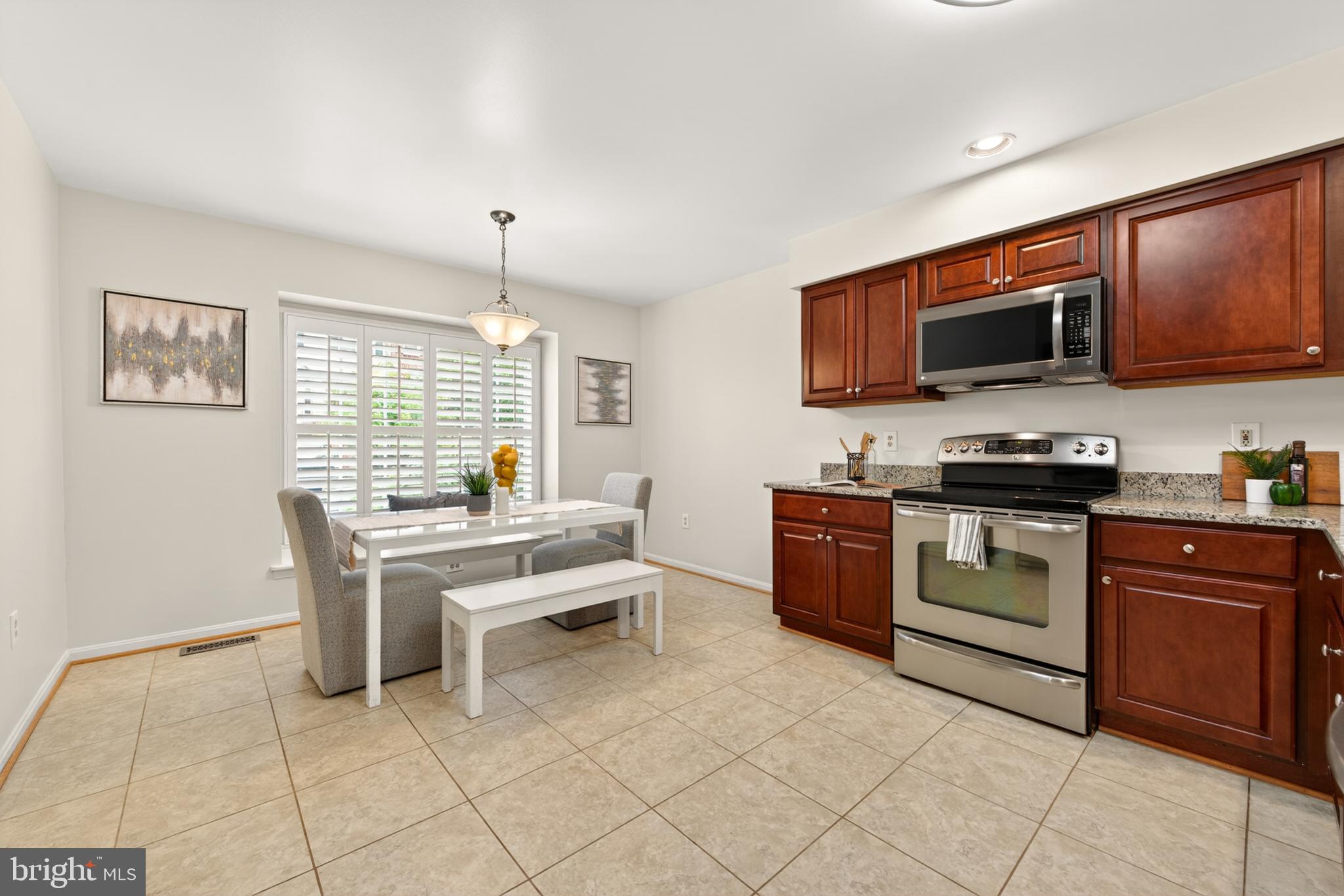 11792 Great Owl Circle Reston, VA 20194 - Photo 11 of 56