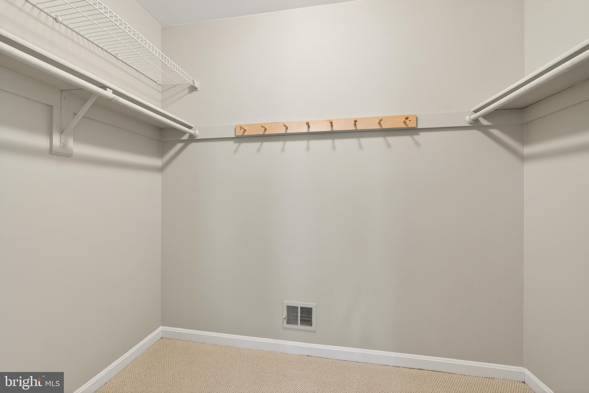 11792 Great Owl Circle Reston, VA 20194 - Photo 25 of 56
